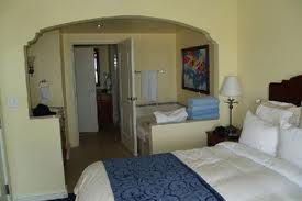 Marriott_Aruba_Surf_Club_Mstr_Bedroom