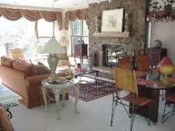 Hyatts_Mountain_Lodge_Living_Area