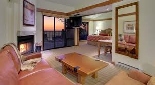 Hyatt_Highlands_Carmel_Inn_Living_Area