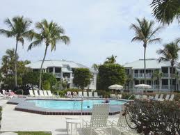 Sanibel_Cottages_Resort_Pool_Area