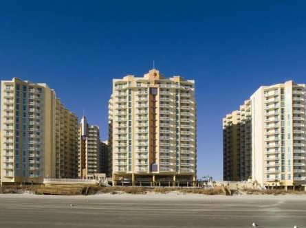 Wyndham_Ocean_Boulevard_Exterior