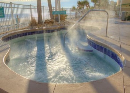 Wyndham_Ocean_Walk_Hot_Tub