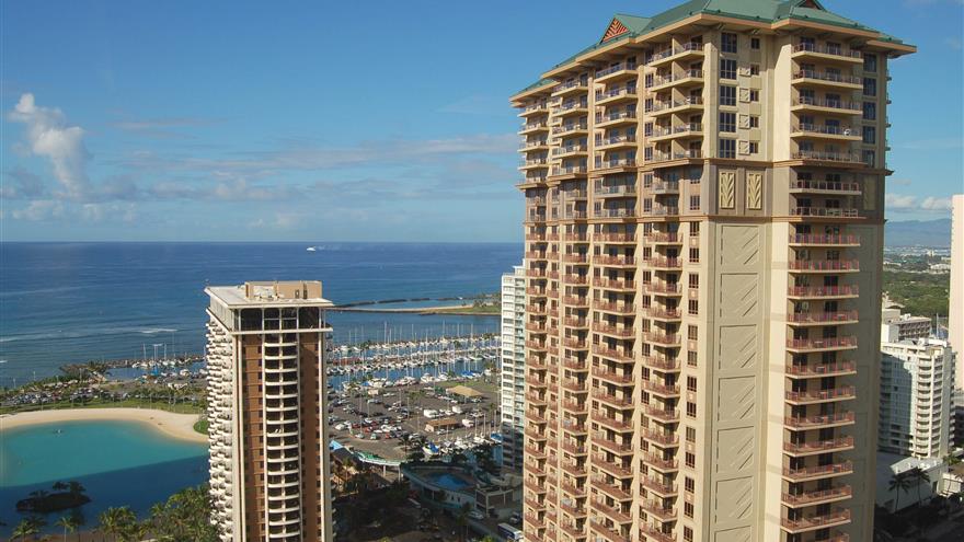 Grand Waikikian by Hilton Grand Vacations Club - Buy & Sell